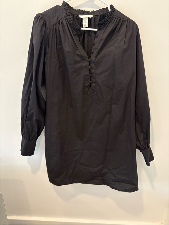 H&M Dresses & Skirts - H&M Black Long-Sleeve Button-Front Ruffle Collar Shirt
